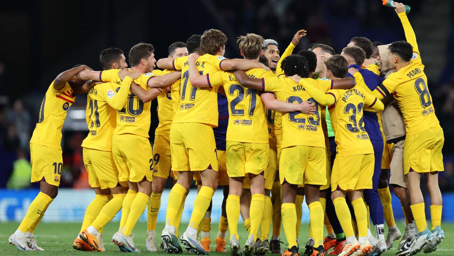 完全符合巴 完全符合巴